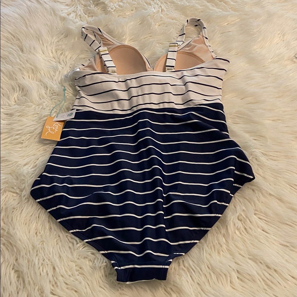 Kona Sol Navy and White Striped Swimsuit size L brand new - Picture 7 of 8